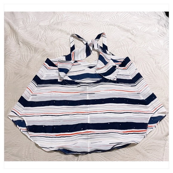 Bcbgeneration Ruffle Open Back Tank - Picture 7 of 9